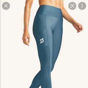 Peloton leggings with pockets